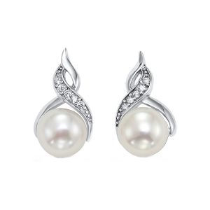 Silver Pearl Earring