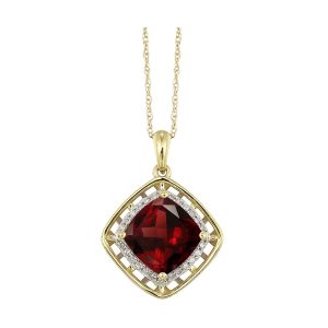 10Kt Yellow Gold Diamond 1/12Ctw & Garnet 1 1/4Ctw Pendant