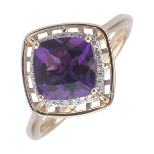 10Kt Yellow Gold Diamond 1/12Ctw & Amethyst 1 7/8Ctw Ring