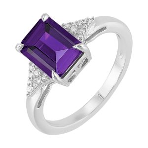 10Kt White Gold Diamond 1/15Ctw & Amethyst 2 3/4Ctw Ring