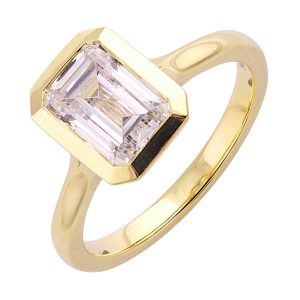 14Kt Yellow Semi Mount For 2Ct Emerald Cut Center