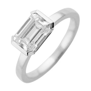14Kt White Semi Mount For 2Ct Emerald Cut Center
